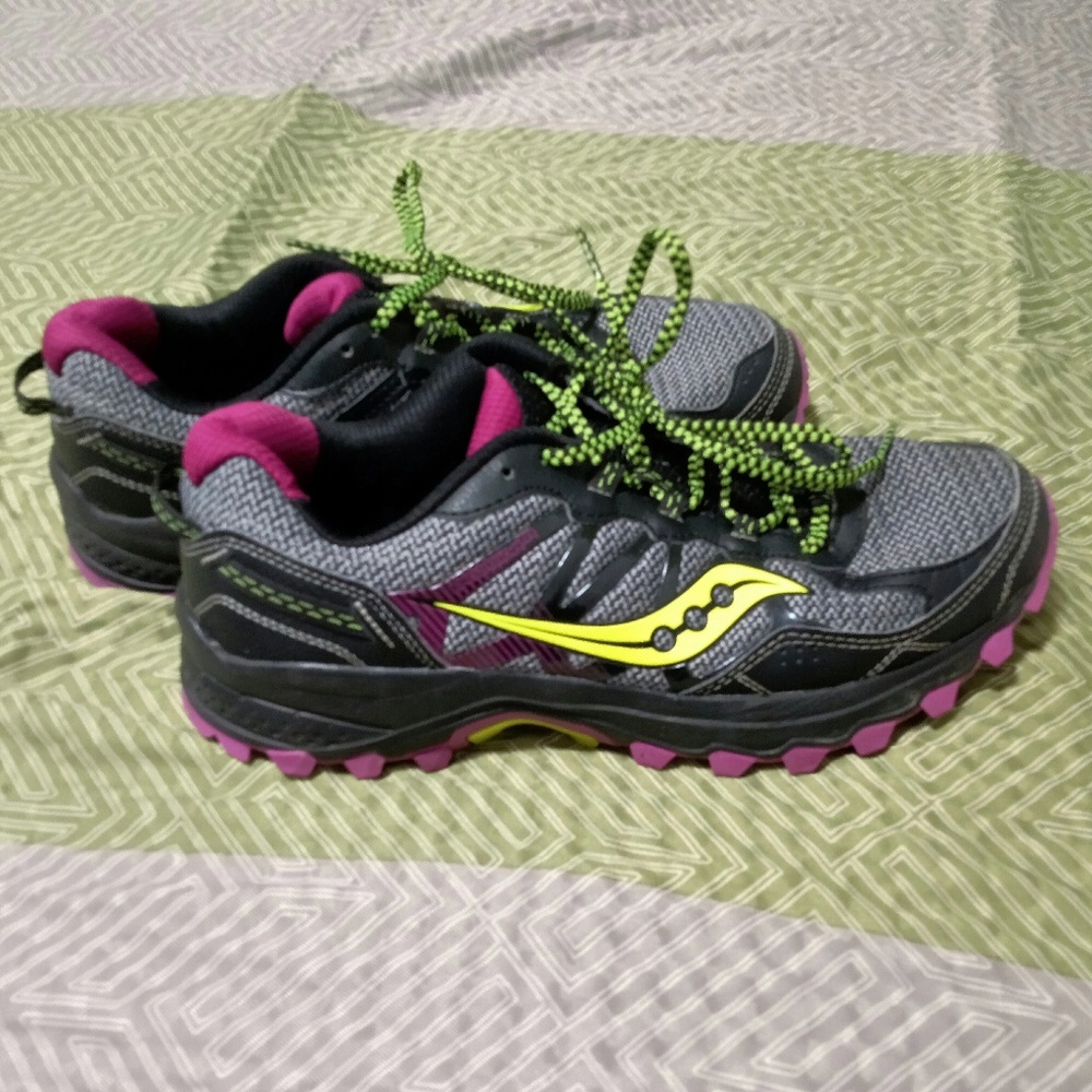 Saucony Black Grey Pink Neon Green sneakers